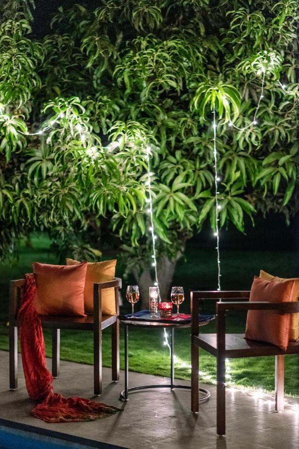 Saffronstays Casa Manga, Karjat - Pet-Friendly Pool Villa Near Nd'S Film World And Saltt Kültér fotó